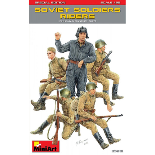 BE35281 1/35 Soviet Soldiers Riders. Special Edition
